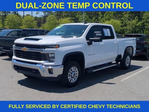 Used 2025 Chevrolet Silverado 2500 LT w/ Convenience Package AWD/4WD image 12