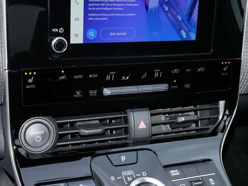 Used 2024 Subaru Solterra Premium image 27