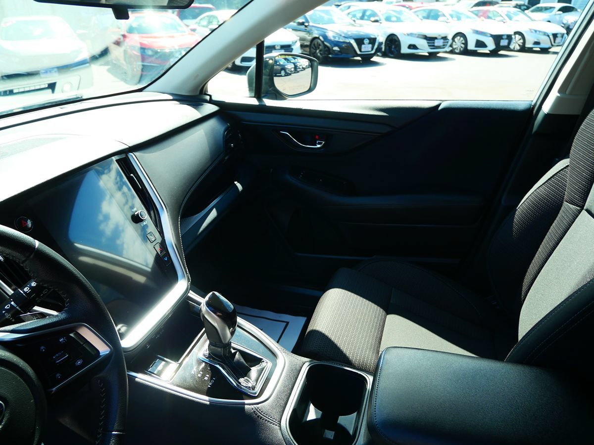 Used 2020 Subaru Outback Premium AWD/4WD image 13