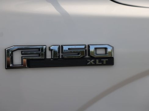 Used 2018 Ford F150 XLT w/ Equipment Group 302A Luxury AWD/4WD image 23