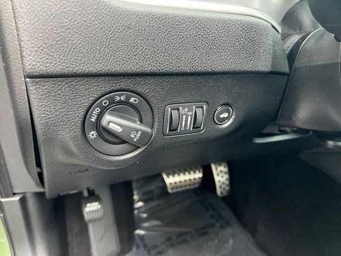 Used 2022 Dodge Charger GT w/ Performance Handling Group RWD image 8