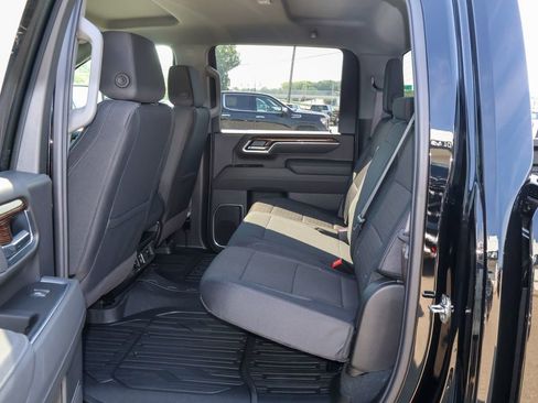 New 2026 GMC Sierra 2500 SLE AWD/4WD image 11