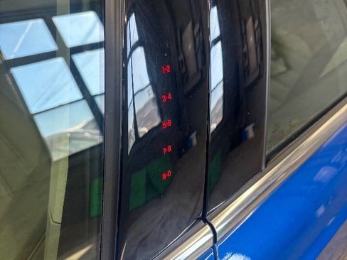 Used 2018 Ford Fusion SE w/ Fusion SE Technology Package image 14