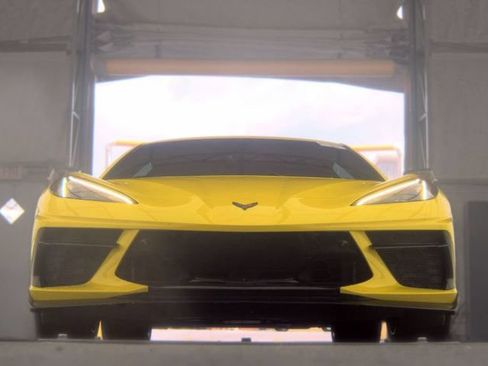 Used 2022 Chevrolet Corvette Stingray Premium Cpe w/ Z51 Performance Package RWD image 16