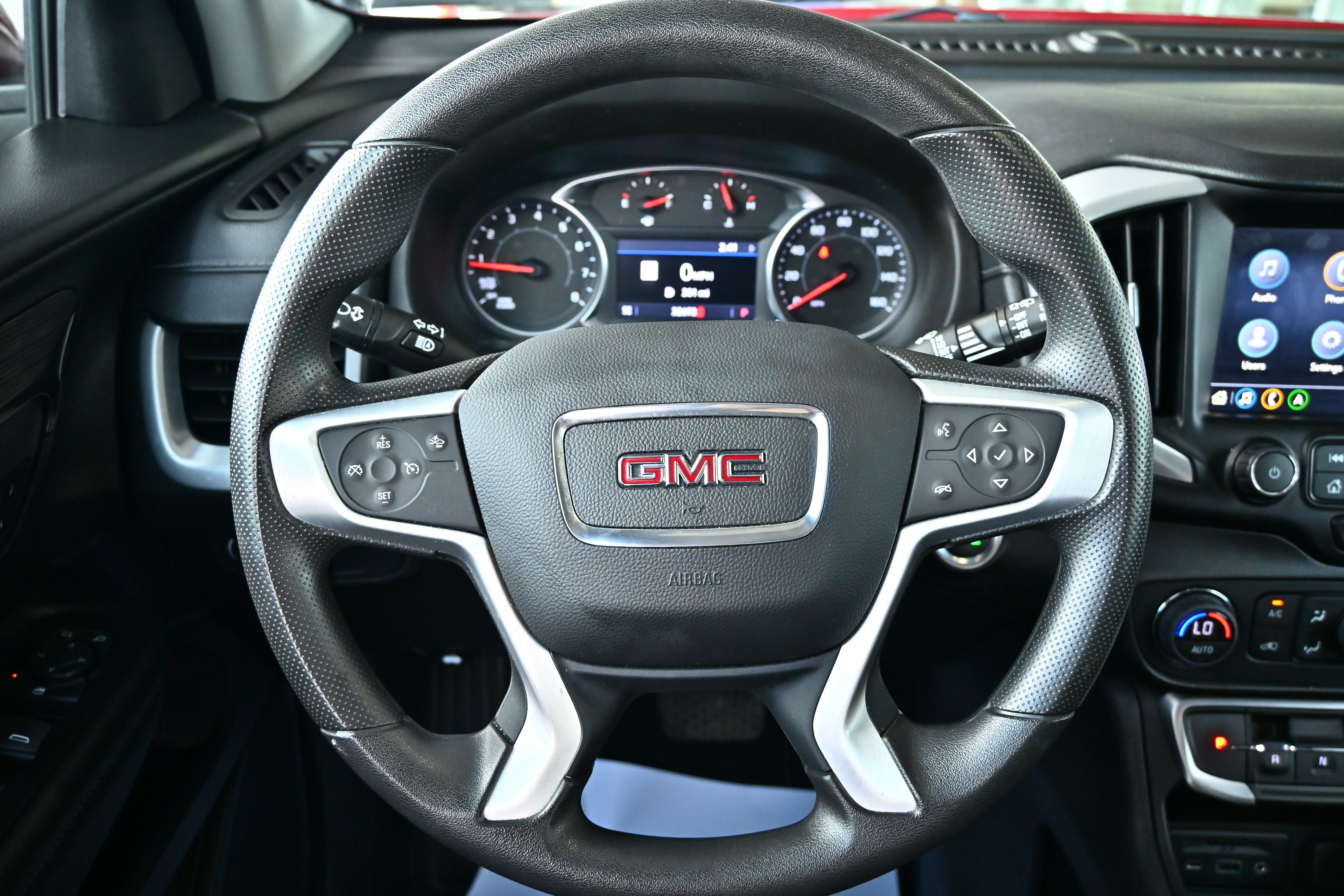 Used 2022 GMC Terrain SLE w/ Driver Convenience Package AWD/4WD image 19