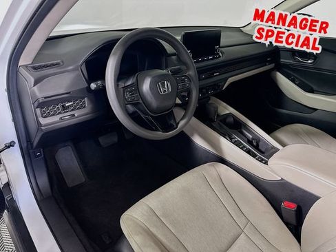 Used 2024 Honda Accord EX image 10