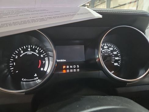 Used 2022 Ford Mustang Premium image 7