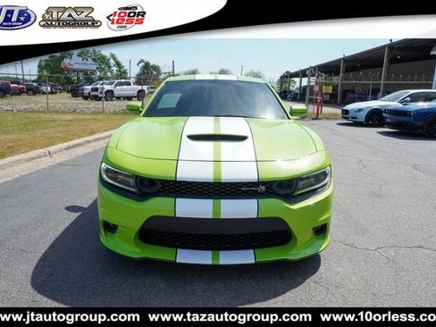 Used 2019 Dodge Charger Scat Pack RWD image 2