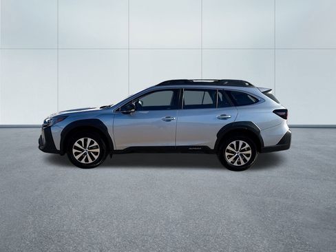 Used 2023 Subaru Outback 2.5i image 9