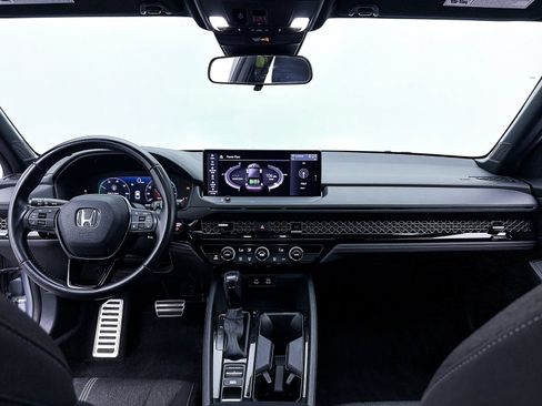 Used 2023 Honda Accord Sport image 30