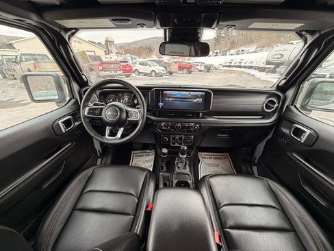 Used 2024 Jeep Wrangler Unlimited Sahara w/ Dual Top Group image 31