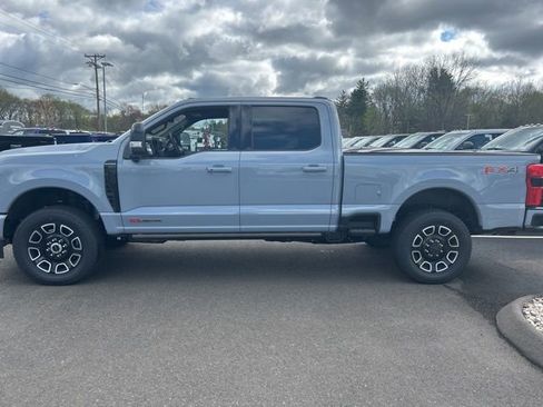New 2026 Ford F350 Platinum w/ FX4 Off-Road Package AWD/4WD image 4