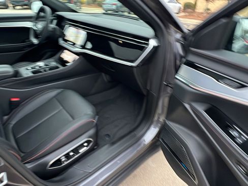 Used 2024 Jeep Wagoneer Launch Edition image 21