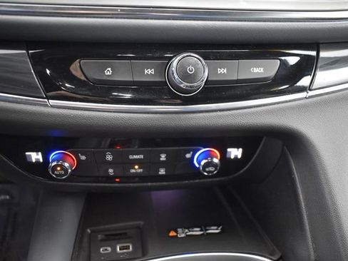 Used 2023 Buick Enclave Essence w/ Experience Buick Package image 30