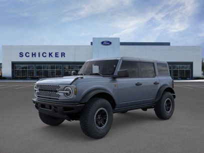 New 2025 Ford Bronco Badlands w/ Sasquatch Package