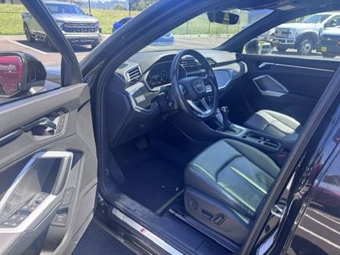 Used 2023 Audi Q3 2.0T Premium AWD/4WD image 10