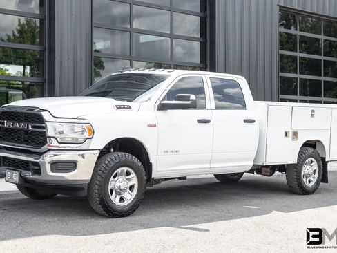 Used 2022 RAM 2500 Tradesman AWD/4WD image 2
