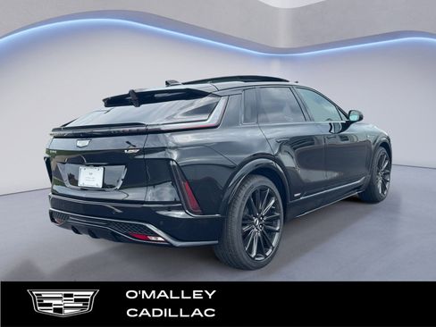 New 2026 Cadillac Lyriq V w/ LPO, Floor Liner Package image 5