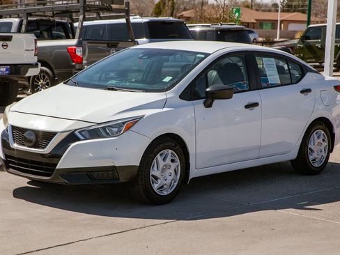 Used 2021 Nissan Versa S FWD image 9