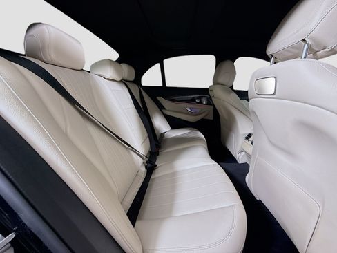 Used 2019 Mercedes-Benz E 300 w/ Premium 1 Package image 27