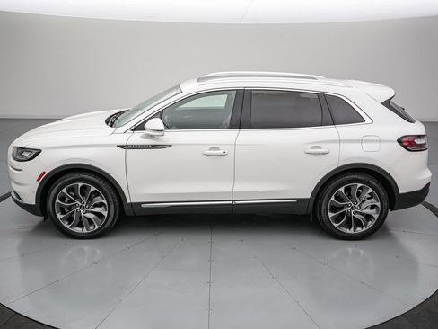 Used 2023 Lincoln Nautilus Reserve w/ Equipment Group 201A FWD image 7