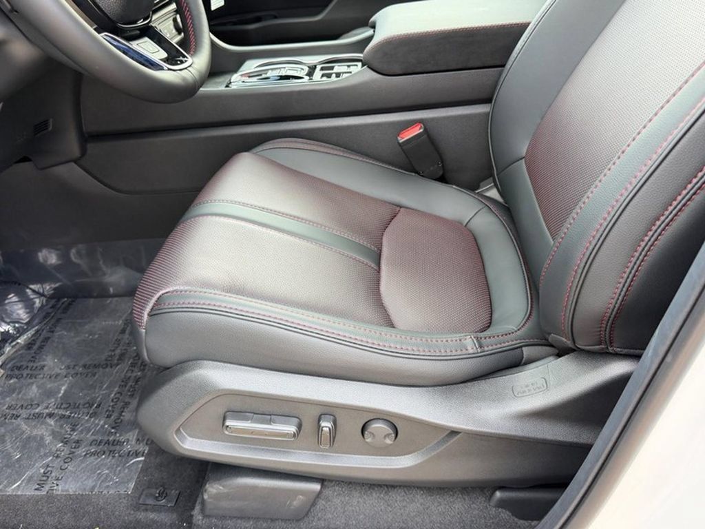 New 2026 Honda Pilot Black Edition image 24