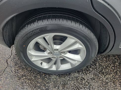 Used 2023 Buick Encore GX Preferred FWD image 19