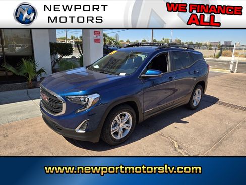 Used 2021 GMC Terrain SLE w/ Driver Convenience Package FWD image 1