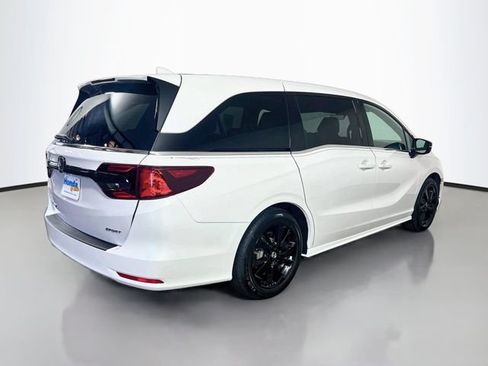 Used 2024 Honda Odyssey Sport image 9