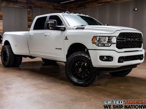 Used 2024 RAM 3500 Lone Star w/ Sport Appearance Package image 1