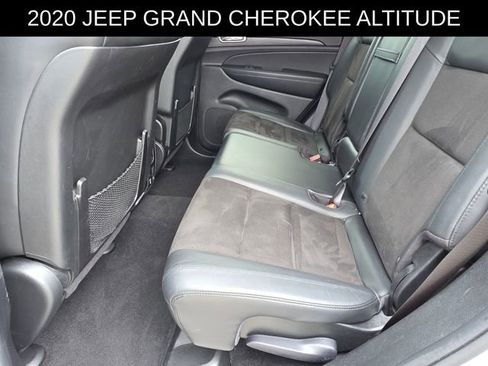Used 2020 Jeep Grand Cherokee Altitude image 18