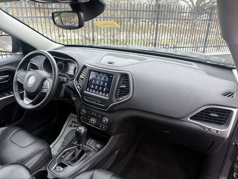 Used 2022 Jeep Cherokee Latitude Lux w/ Sun & Sound Group image 15