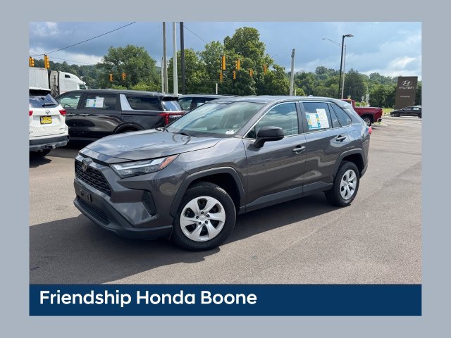 Used 2024 Toyota RAV4 LE AWD/4WD image 1
