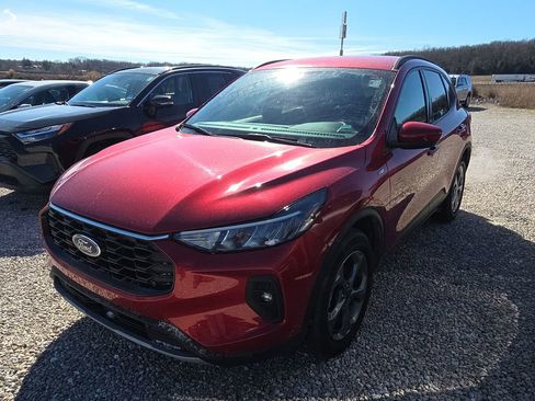 Used 2025 Ford Escape ST-Line Select image 3