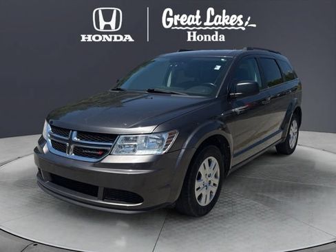 Used 2017 Dodge Journey SE w/ Flexible Seating Group FWD image 2