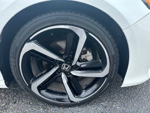 Used 2019 Honda Accord Sport image 8