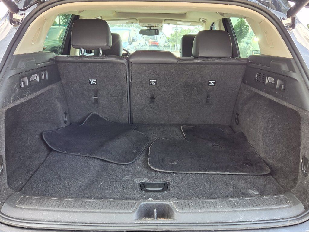 Used 2023 Buick Envision Essence w/ Technology Package I AWD/4WD image 16
