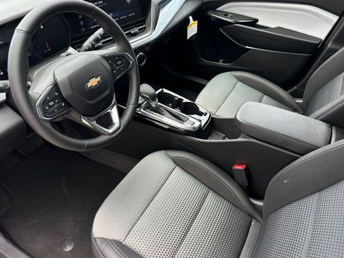 New 2026 Chevrolet Trax LT FWD image 10