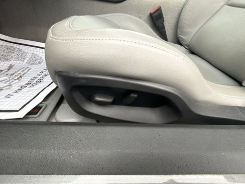 Certified 2016 Chevrolet Corvette Stingray Coupe w/ Carbon Flash Badge Package image 14