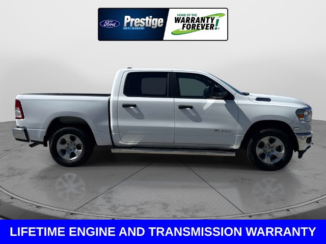 Used 2023 RAM 1500 Big Horn AWD/4WD image 3