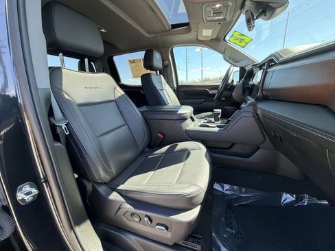 Certified 2023 GMC Sierra 1500 Denali image 32