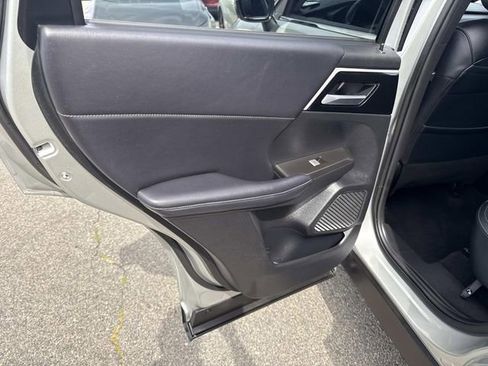 Used 2024 Mitsubishi Outlander SE Black Edition image 20