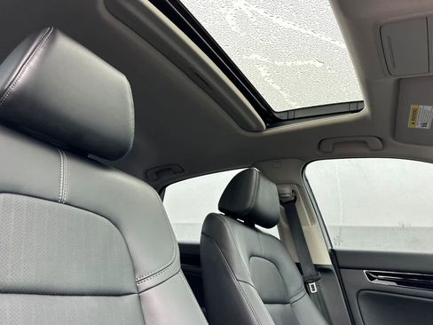 Used 2024 Honda Civic Touring image 16