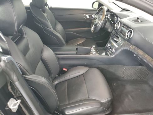 Used 2014 Mercedes-Benz SL 550 image 30