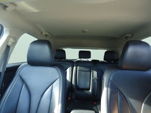 Used 2022 Lincoln Nautilus AWD image 27