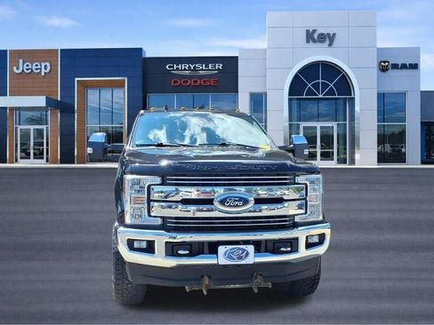 Used 2019 Ford F250 Lariat w/ Lariat Ultimate Package AWD/4WD image 2