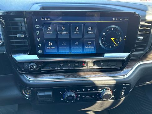 Used 2025 Chevrolet Silverado 2500 LT w/ Convenience Package image 30