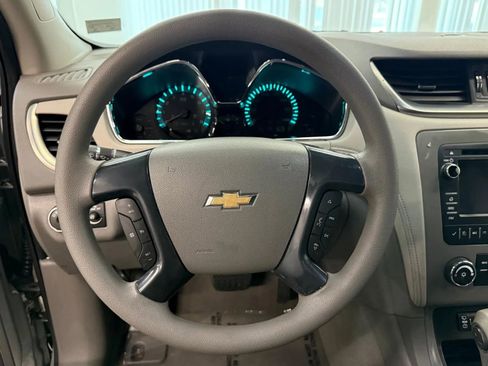Used 2013 Chevrolet Traverse LS image 33