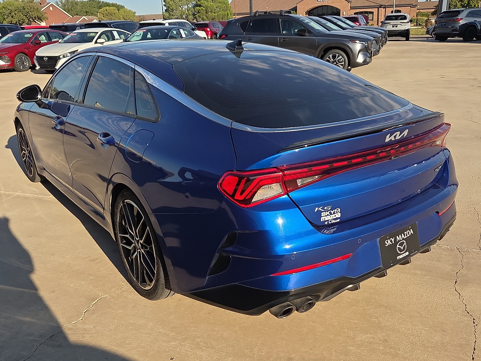 Used 2022 Kia K5 GT w/ GT1 Package FWD image 4