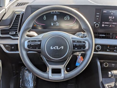 Used 2024 Kia Sportage LX image 15